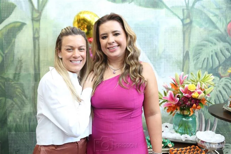 Ana Luísa Ribeiro e Camila Ximenes