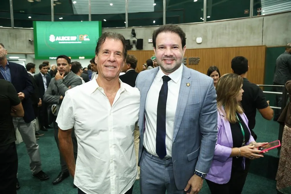 Arthur Magalhães e Léo Couto