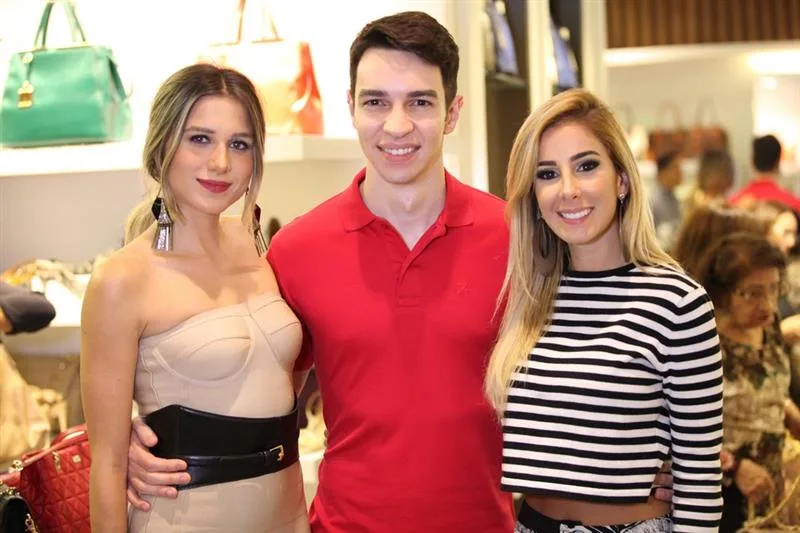 Alix Pinho, André Albuquerque e Priscila Silva