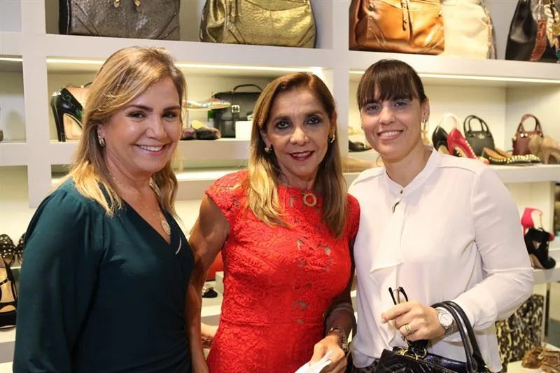 Ana Luiza Barreira, Inês e Fernanda Peixoto