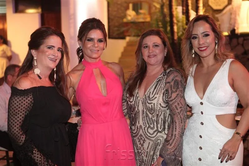 Adriana Bezerra, Liliana Linhares, Maize Moreira e Leticia Macedo
