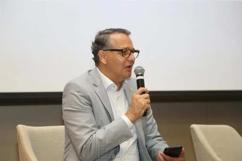 Edison Henriques