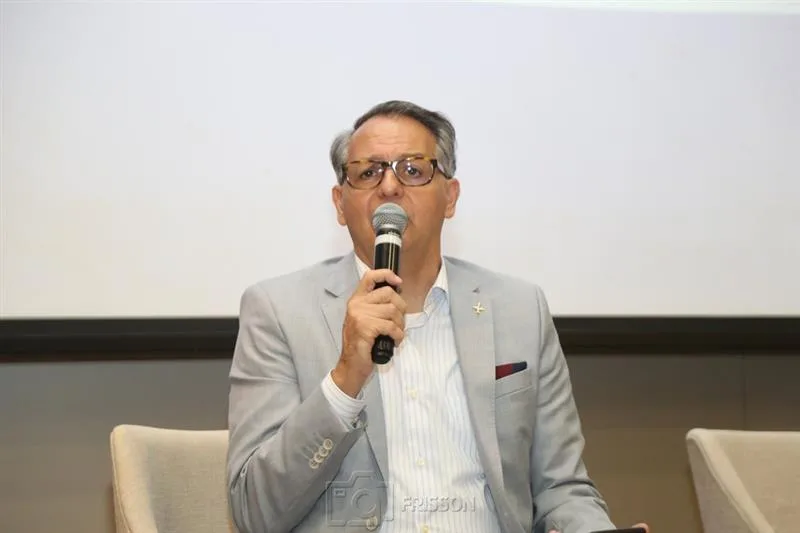 Edison Henriques