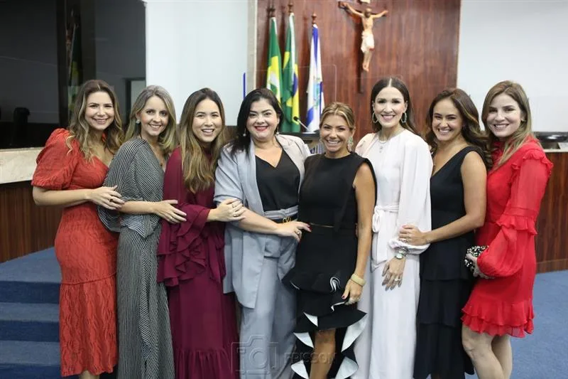Ana Santos, Aline Amorim, Carol Yamazaki, Viviane Almada, Vanessa Queirós, Giuliana Botelho, Bia Bezerra e Maria Clara Dall'Ólio