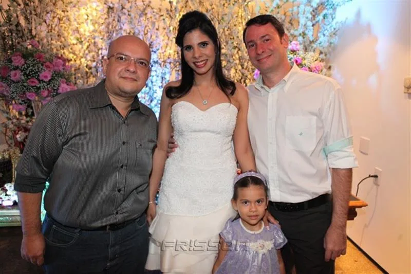 Antônio Teixeira, Geórgia Cunha, Júlia Teixeira e Cássio Forti