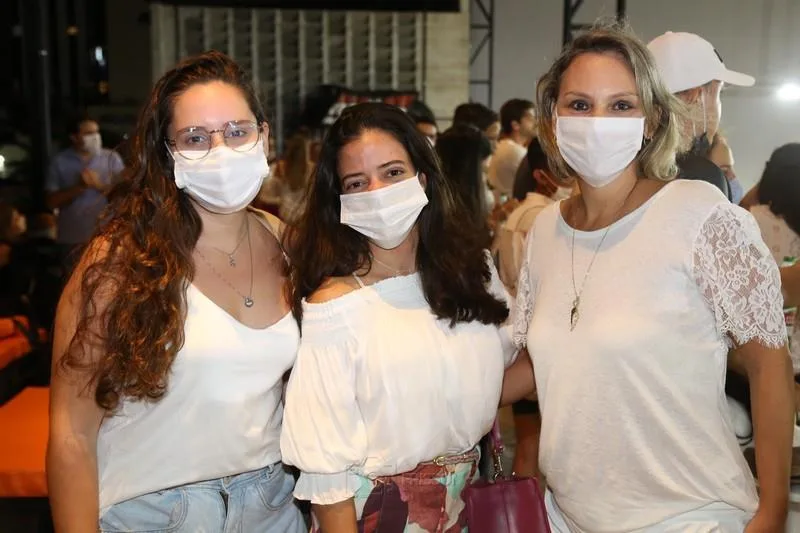 Ane Raissa Vasconcelos, Priscila Cunha e Luciana Becker