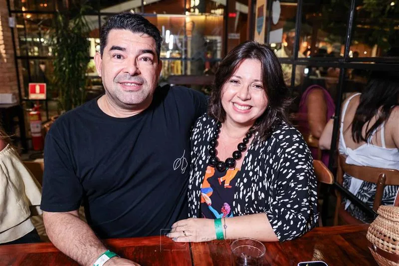 Danilo Carvalho e Cândida Lopes