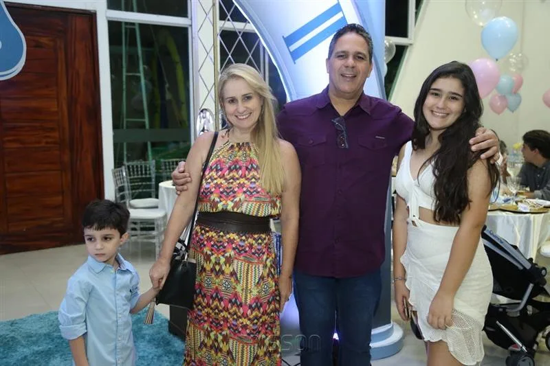 Andre, Lorena, Daniel e Maria Eduarda Arruda
