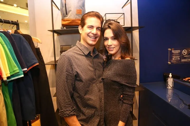 Alexandre e Mariana Amora
