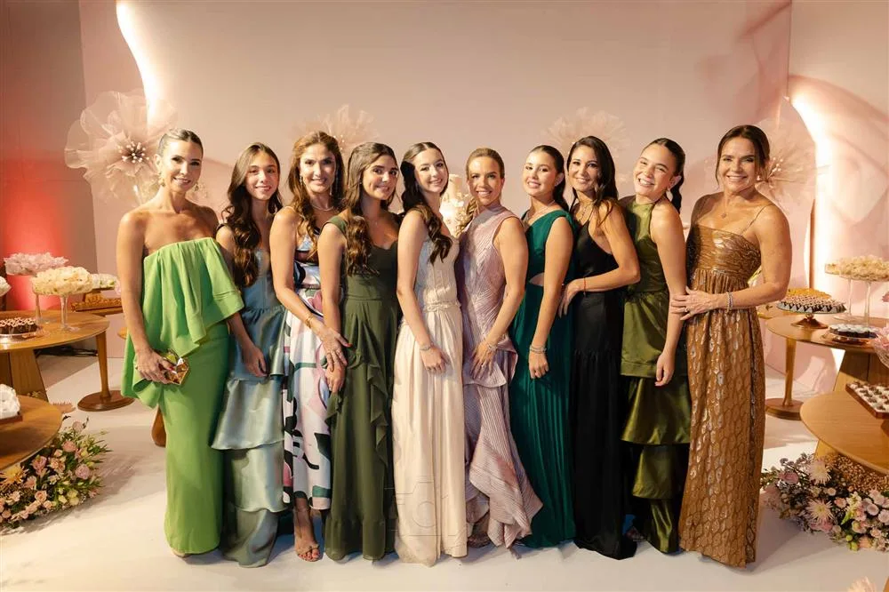 15 Anos Tais Rolim