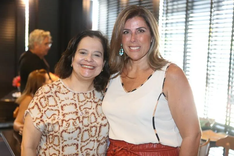 Amélia Brandão e Nara Amaral