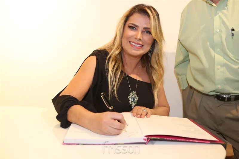 Cris Cavalcante
