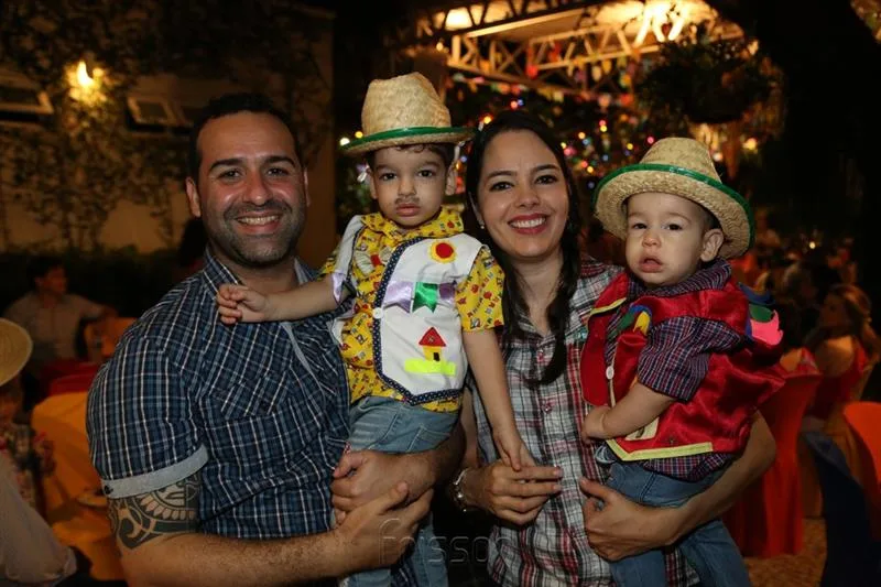 Alessandro, Caio, Michelle e Theo Pinheiro
