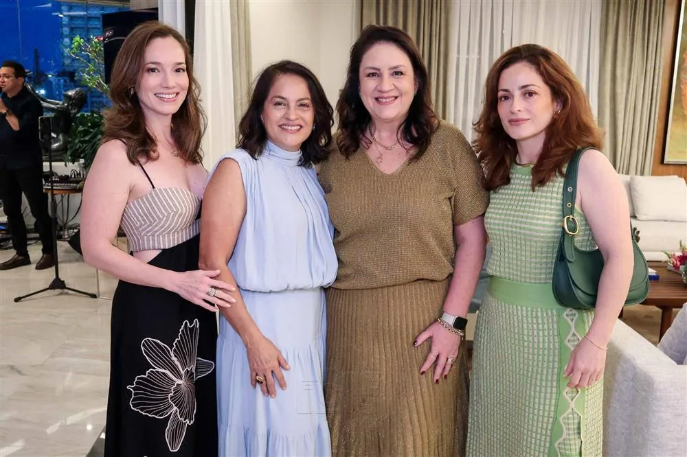 Aline Girão, Francilene Alves, Rosilândia Lima e Karine Alves