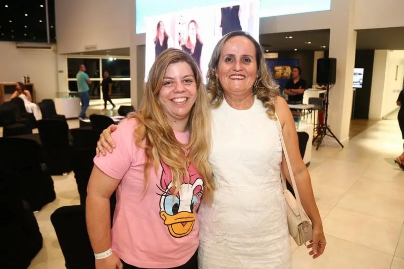 Ana Luiza Cazauax e Adriana Guerreiro