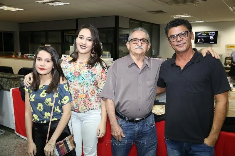 Clara Queiroz, Gabriele Queiroz, Elieu Queiroz e Jorge Andrade