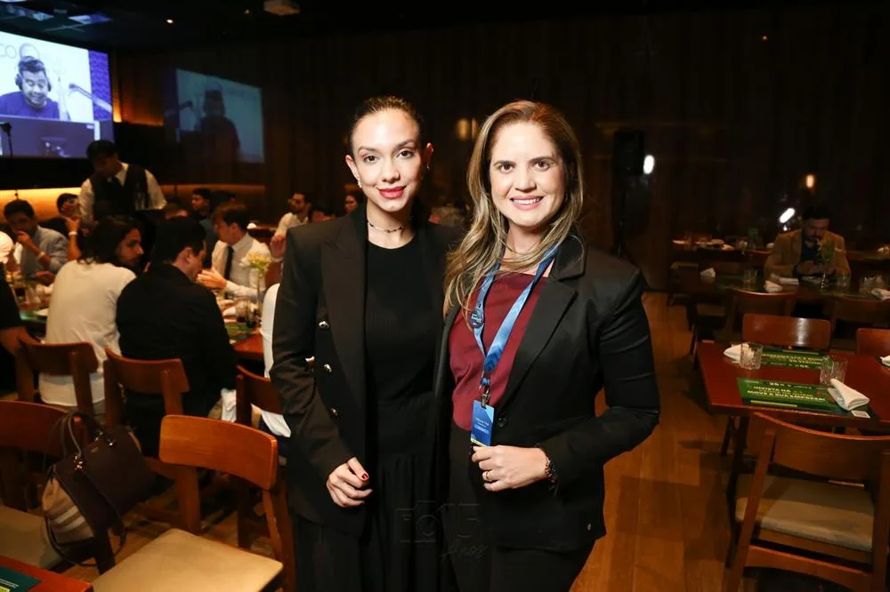 Beatriz Loiola e Máyra Thé
