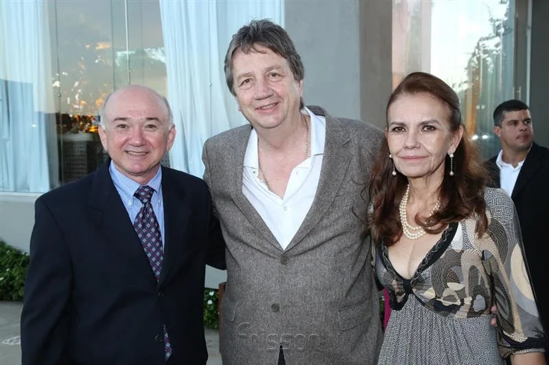 Alberto Moreno, Carlos e Ielda Napravenic