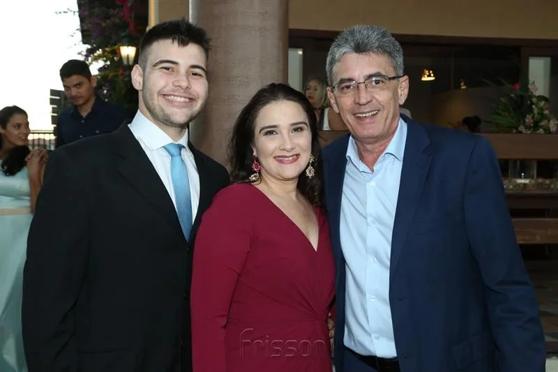 Arthur, Mikaella e Mauro Machado