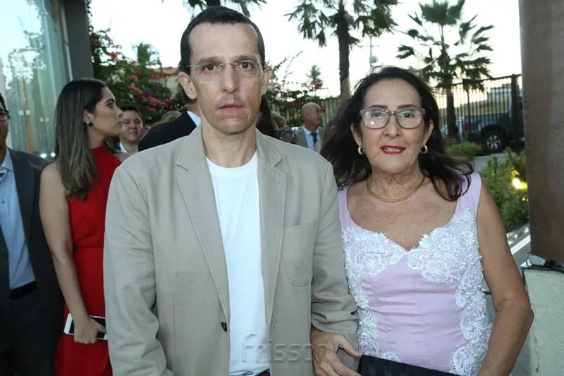 Almir Bezerra e Geralda Alencar