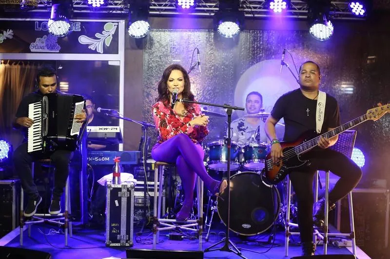 Lançamento do Novo Single de Solange Almeida