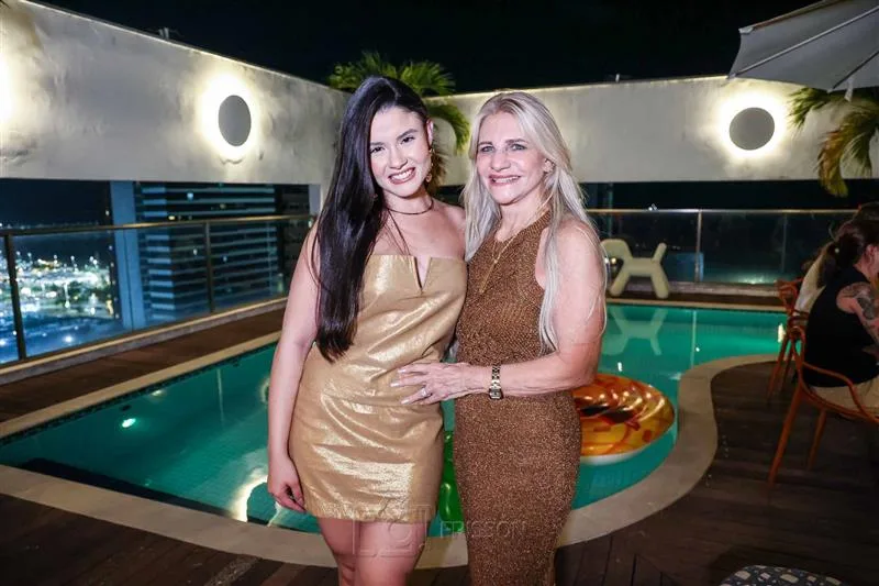 Ana Clara Tavares e Rosângela Dias
