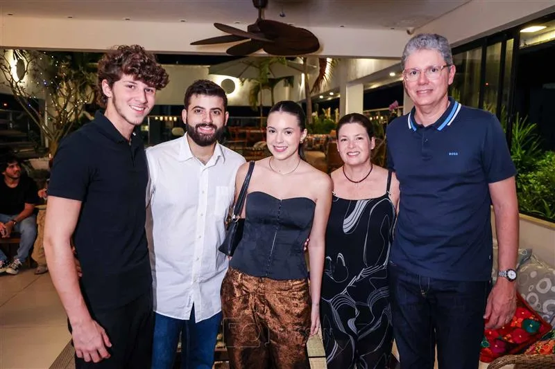 André Albuquerque, Danilo Arruda, Isabella, Luciana e Augusto Albuquerque