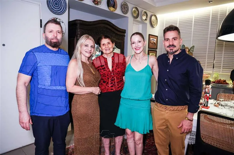 César Martins, Rosângela Dias, Maria Olinda César, Euclides Martins e Miguel Filho