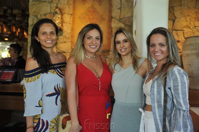 Helen Alves, Isadora Costa, Ingrid Gurgel e Ligia Barizon