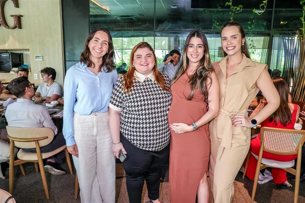 Angela Saggin, Luisa Queiroz, Manuella Linhares e Catarina Accioly