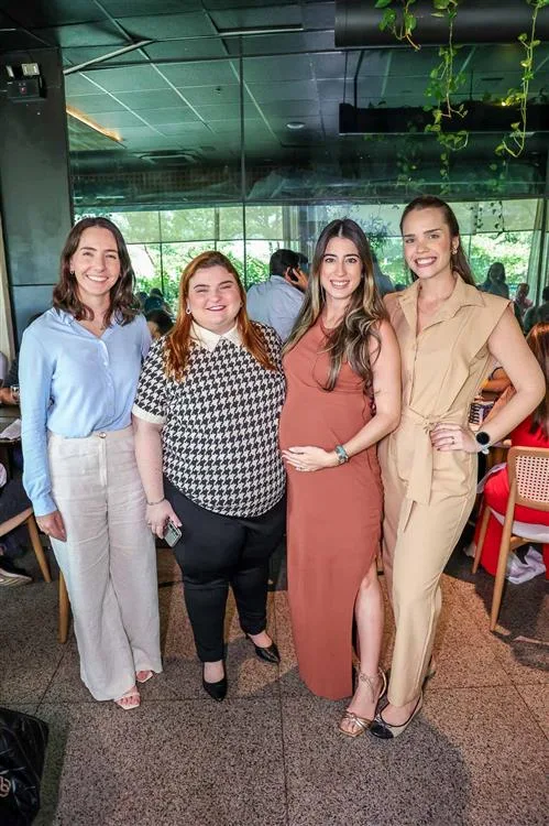 Angela Saggin, Luisa Queiroz, Manuella Linhares e Catarina Acciolly