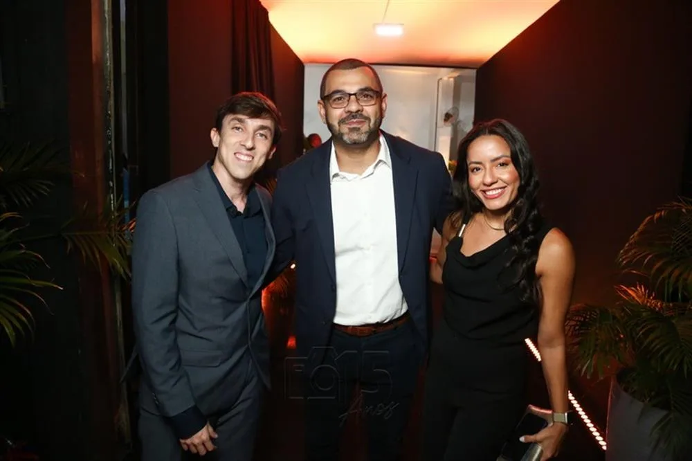 Cláudio Benevides, José Igor e Alissa Soares