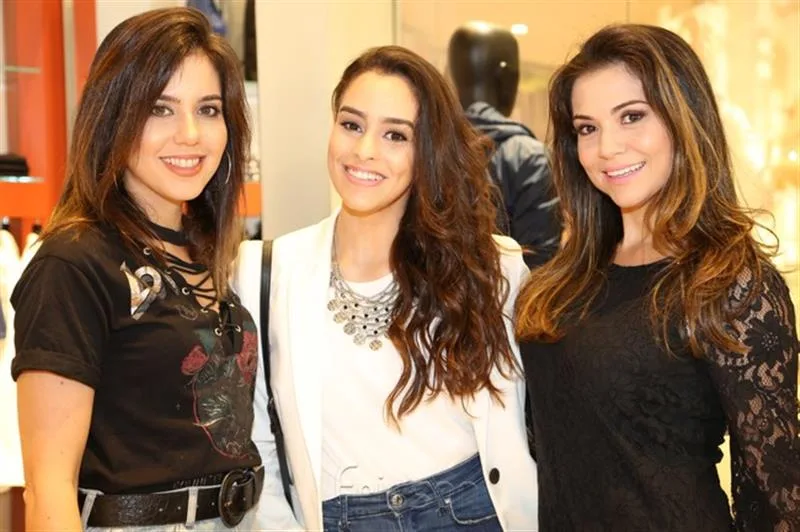 Carol Figueiredo, Diana Cavalcante e Camille Nóbrega