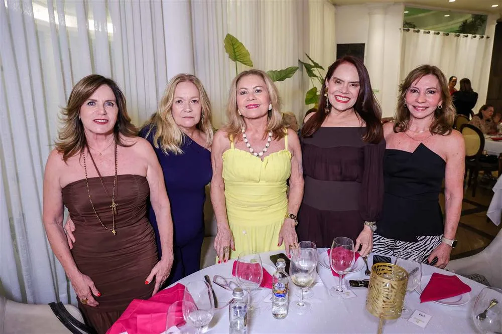Amazônia Albuquerque, Rejane Porto, Inês Cals, Claudia Alexandre e Eveline Pinheiro