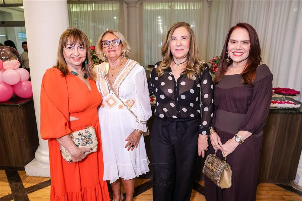 Carmem Cinira, Vera Costa, Jória Araripe e Cláudia Alexandre