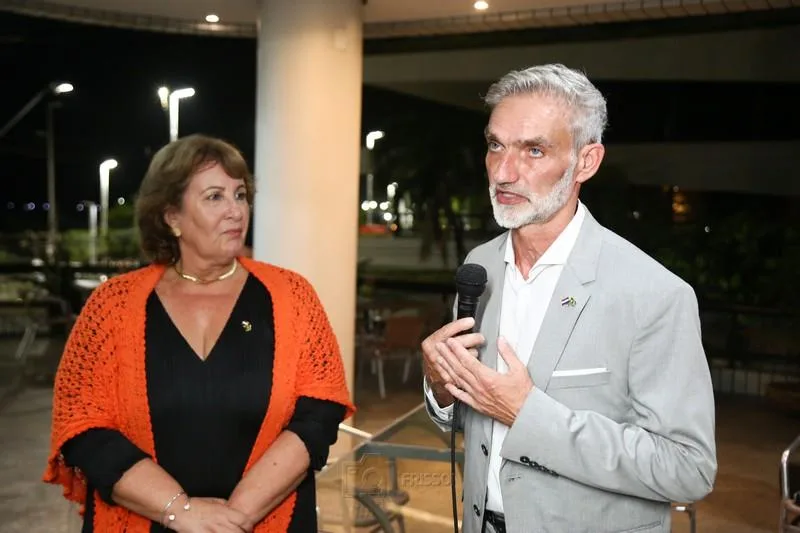 Annette Reeves e Niels Veenis