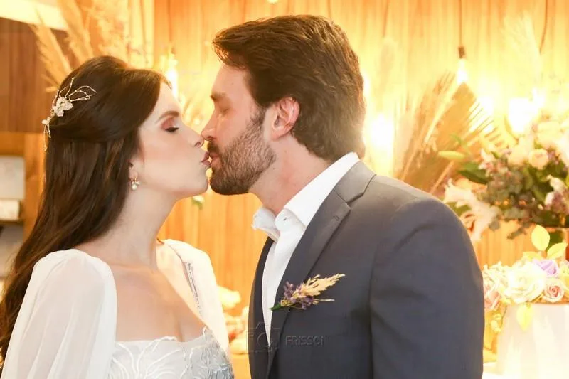 Larissa Cavalcante de Lacerda e Almiro Marinho Neto
