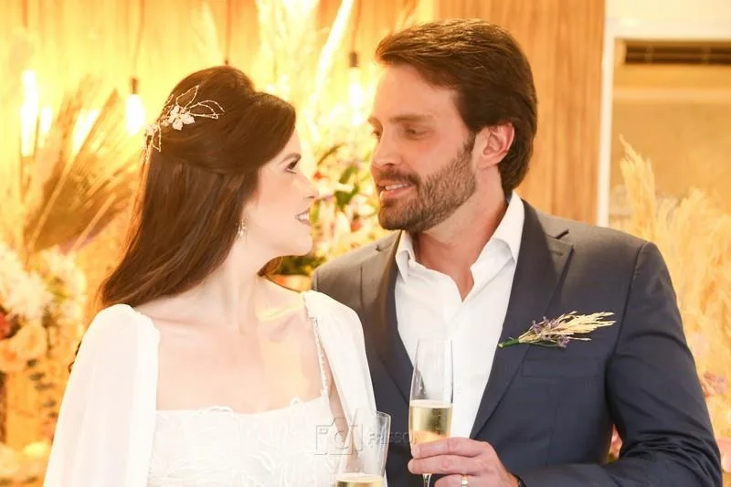 Larissa Cavalcante de Lacerda e Almiro Marinho Neto