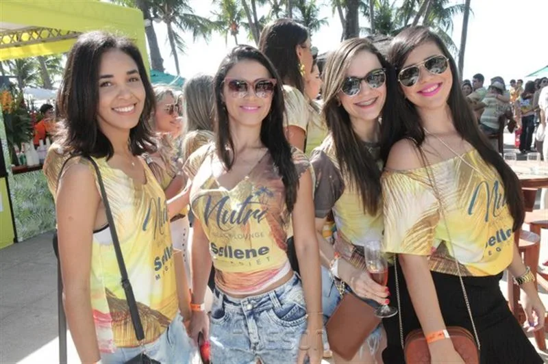 Adriana Oliveira, Dayana Miranda, Mayumi Silveira e Yasmim Lima