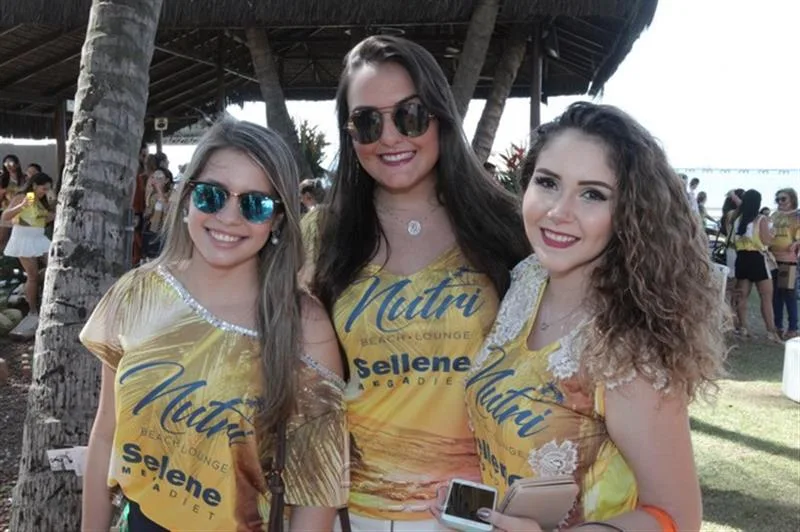 Alana Carvalho, Juliana Braga e Thays Rocha