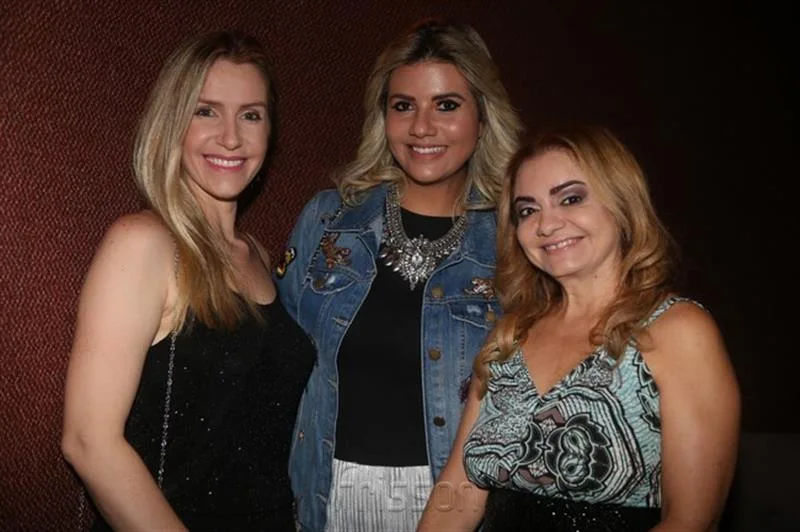 Karine Germanowicz, Anelisa Barreira e Ana Cristina Camelo