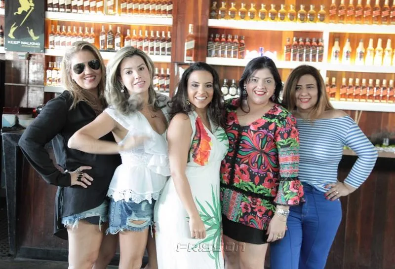Adriana Lira, Daniele Cordeiro, Camila Nascimento, Viviane Almada e Montiele Arruda