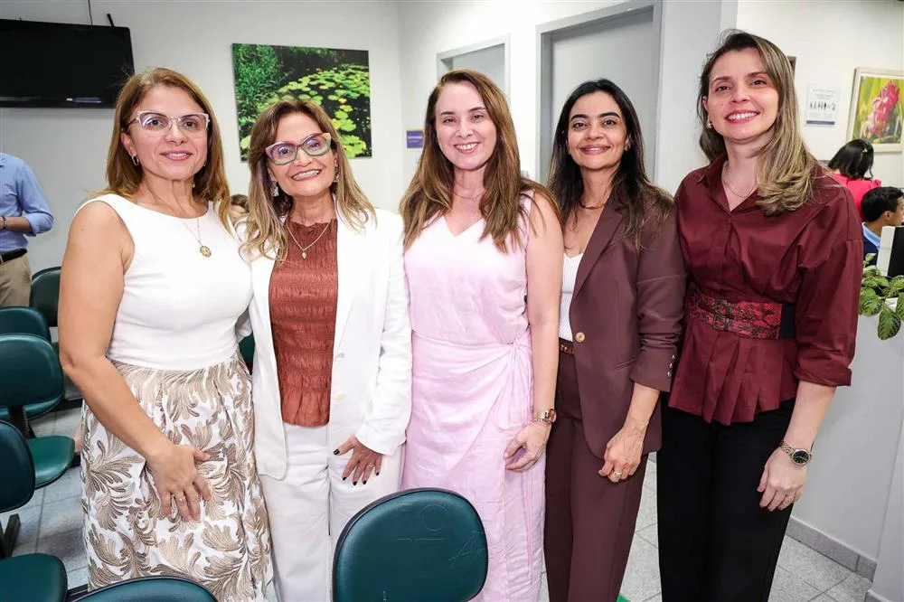 Ana Cristina de Oliveira, Adriana Helena, Adriana Rolim, Katerine Masciel e Adina Bastos