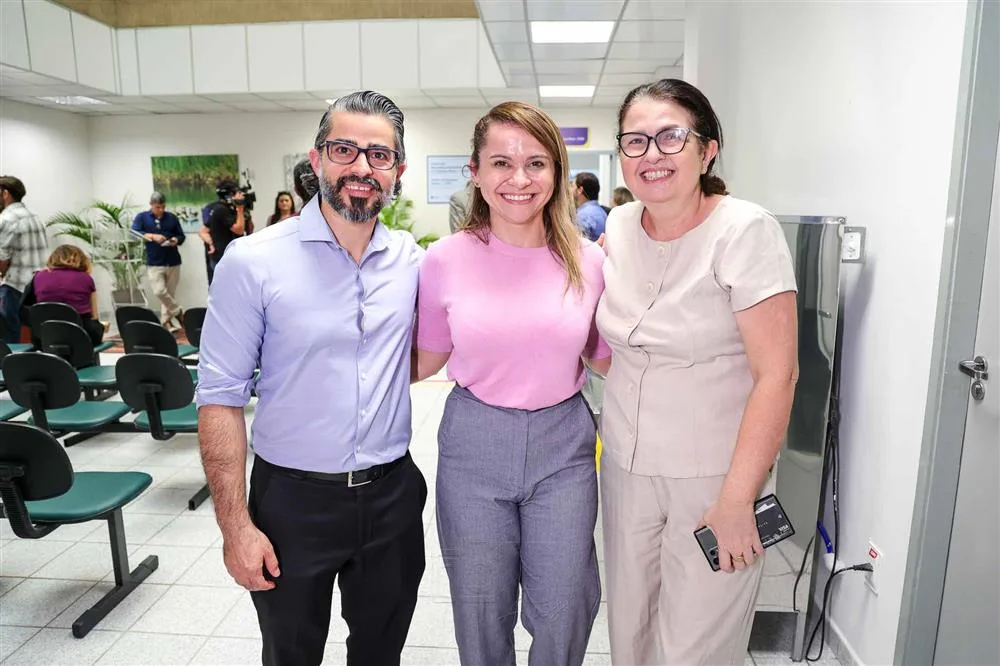 Andre The, Karoline Nunes e Regina Claudia de Matos