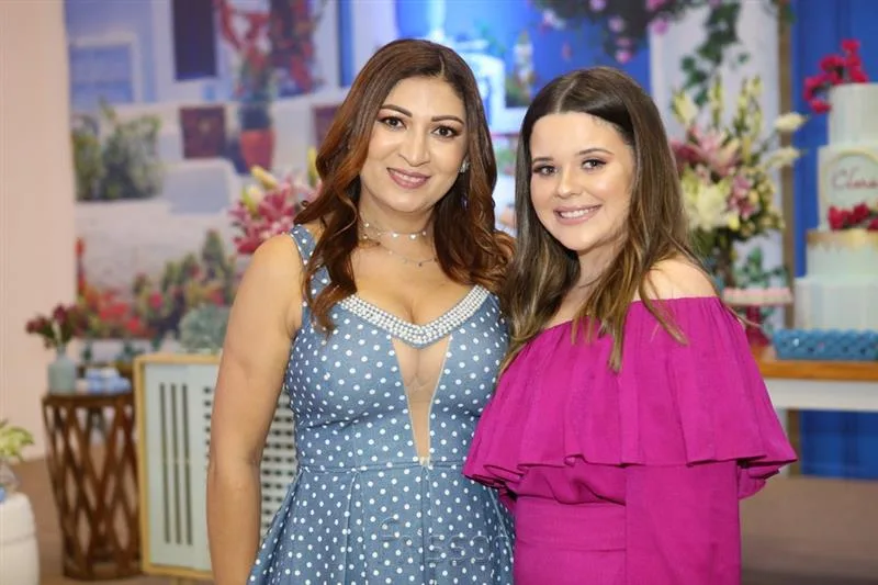 Alecassia Santos e Clara Ferreira