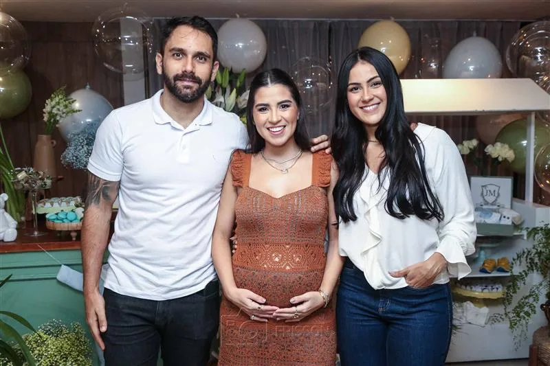 Cleiton Saboya, Tatiana Dantas e Jéssica Marques
