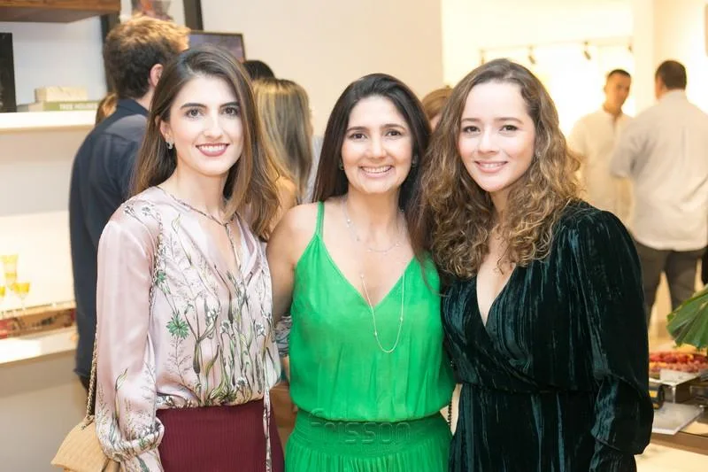 Catherine Nunes, Luciana Cidrão e Lara Magalhães