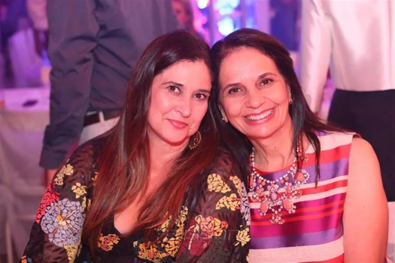 Carla Paes de Andrade e Gláucia Férrer