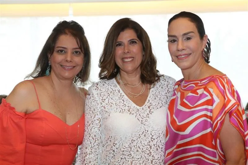 Claudia Gradvohl, Nara Maral e Cristine Ary
