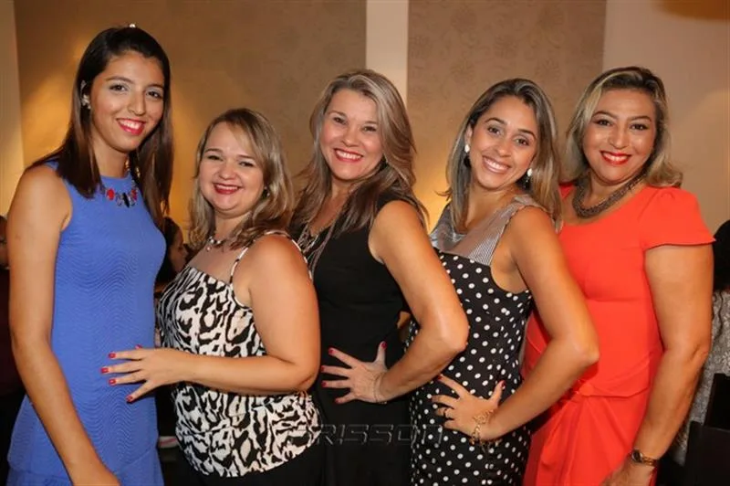 Cristina Kelly, Sílvia Menezes, Sandra Vieira, Asley Costa e Edvilma Alcântara